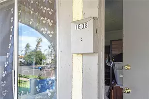 1608 Cimarron St, Los Angeles, CA 90019 - Photo 18