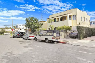 1608 Cimarron Street, Los Angeles, CA 90019 - Photo 4