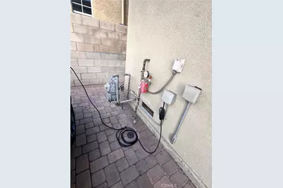 1743 W 37th Street, Los Angeles, CA 90018 - Photo 8