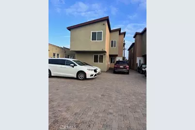 1743 W 37th Street, Los Angeles, CA 90018 - Photo 1