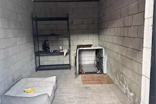 1743 W 37th St, Los Angeles, CA 90018 - Photo 12