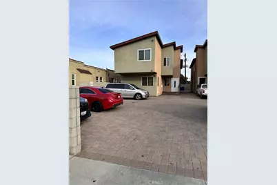 1743 W 37th Street, Los Angeles, CA 90018 - Photo 2