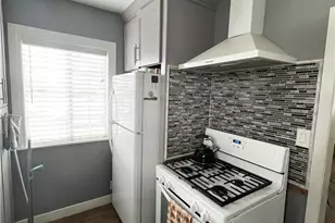 940 W Brazil, Compton, CA 90220 - Photo 10