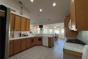 14930 Coalinga, Victorville, CA 92392 - Photo 6