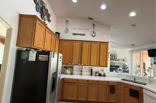 14930 Coalinga, Victorville, CA 92392 - Photo 8