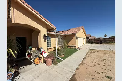 14930 Coalinga, Victorville, CA 92392 - Photo 2