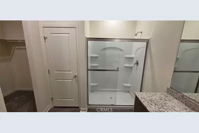 7615 Cranberry Way, Bakersfield, CA 93313 - Photo 14