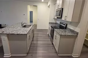 7615 Cranberry Wy, Bakersfield, CA 93313 - Photo 6