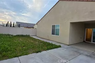 7615 Cranberry Wy, Bakersfield, CA 93313 - Photo 24