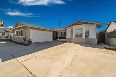 223 S Emerald Street, Anaheim, CA 92804 - Photo 4