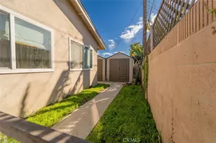 223 S Emerald St, Anaheim, CA 92804 - Photo 36