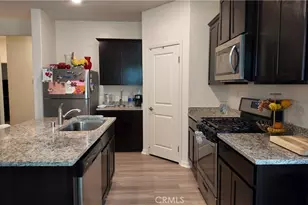 16811 Desert Star, Victorville, CA 92394 - Photo 10