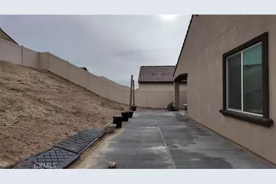 16811 Desert Star, Victorville, CA 92394 - Photo 42