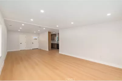 9153 Beech Ave, Fontana, CA 92335 - Photo 8