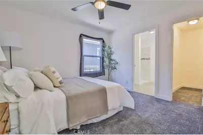 1335 W 68th, Los Angeles, CA 90044 - Photo 20