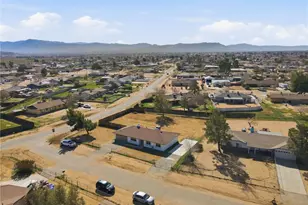 22267 Gayhead, Apple Valley, CA 92307 - Photo 4