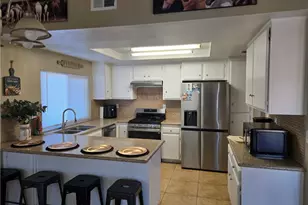 11558 Hemlock, Hesperia, CA 92345 - Photo 8