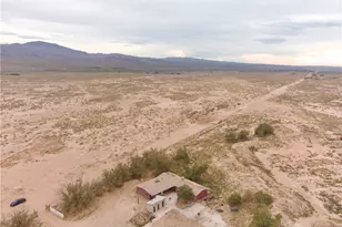 32900 Dune Rd, Newberry Springs, CA 92365 - Photo 36