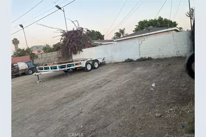 1498 W Compton, Compton, CA 90220 - Photo 4