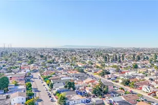 1404 E 87th Pl, Los Angeles, CA 90002 - Photo 42