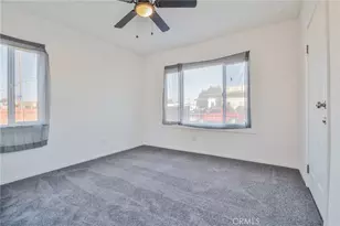 1404 E 87th Pl, Los Angeles, CA 90002 - Photo 14