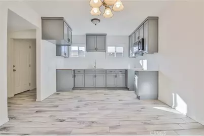 1404 E 87th Place, Los Angeles, CA 90002 - Photo 8