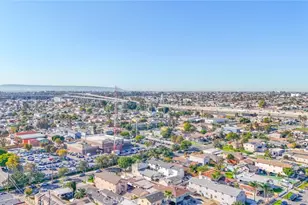 10515 S Main, Los Angeles, CA 90003 - Photo 36