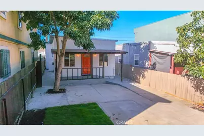 10515 S Main, Los Angeles, CA 90003 - Photo 2