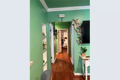 8637 Holmes, Los Angeles, CA 90002 - Photo 16