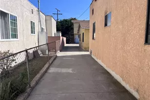 8954 S Gate, South Gate, CA 90280 - Photo 6