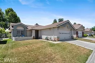 2906 Summer Set Cir, Banning, CA 92220 - Photo 2