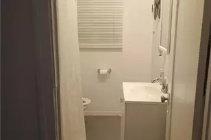 1605 W 87th, Los Angeles, CA 90047 - Photo 8