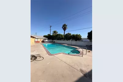 16511 Garfield #D40, Paramount, CA 90723 - Photo 2