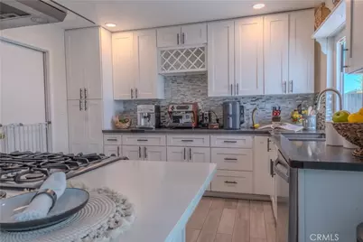 1355 N Orange Avenue, Ontario, CA 91764 - Photo 6