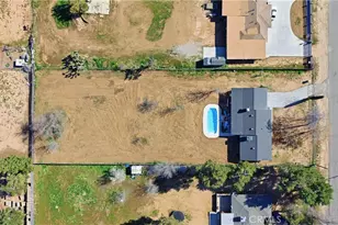 15000 Wells Fargo, Hesperia, CA 92345 - Photo 12