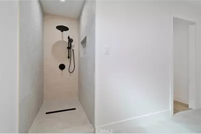 8326 Greenpoint, Riverside, CA 92503 - Photo 16