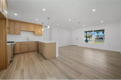 8326 Greenpoint, Riverside, CA 92503 - Photo 10