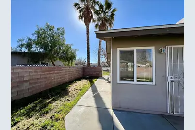 2111 E Avenue Q1, Palmdale, CA 93550 - Photo 24