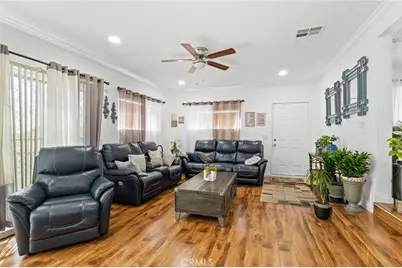 14870 Hubbard, Sylmar, CA 91342 - Photo 10