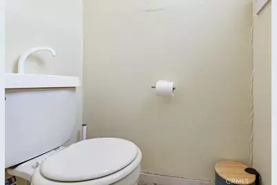 3941 Wisconsin, Los Angeles, CA 90037 - Photo 12