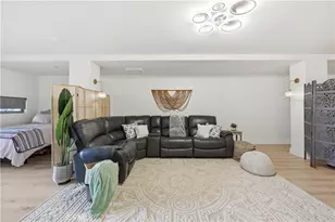 433 Pine, Long Beach, CA 90802 - Photo 12