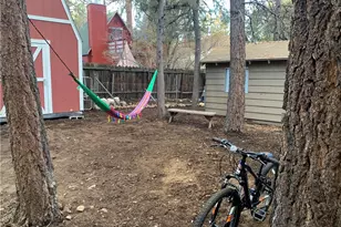 304 Highland, Sugarloaf, CA 92386 - Photo 10