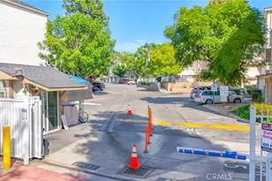 11150 Glenoaks, Pacoima, CA 91331 - Photo 4