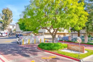 11150 Glenoaks, Pacoima, CA 91331 - Photo 2