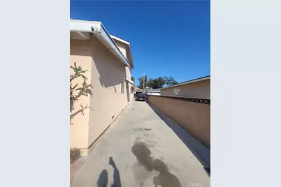 1327 W F, Wilmington, CA 90744 - Photo 6