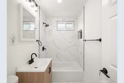 217 E 77th Street, Los Angeles, CA 90003 - Photo 24