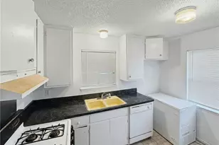 13073 Mohawk, Apple Valley, CA 92308 - Photo 12