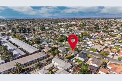 8264 Lankin, Downey, CA 90242 - Photo 36