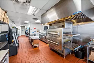 565 S Knott Ave, Anaheim, CA 92804 - Photo 4