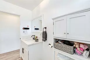 1056 W Gage, Los Angeles, CA 90044 - Photo 32